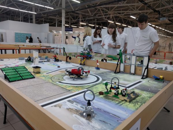 В Перми проходит робототехнический фестиваль Робофест-Урал 2017